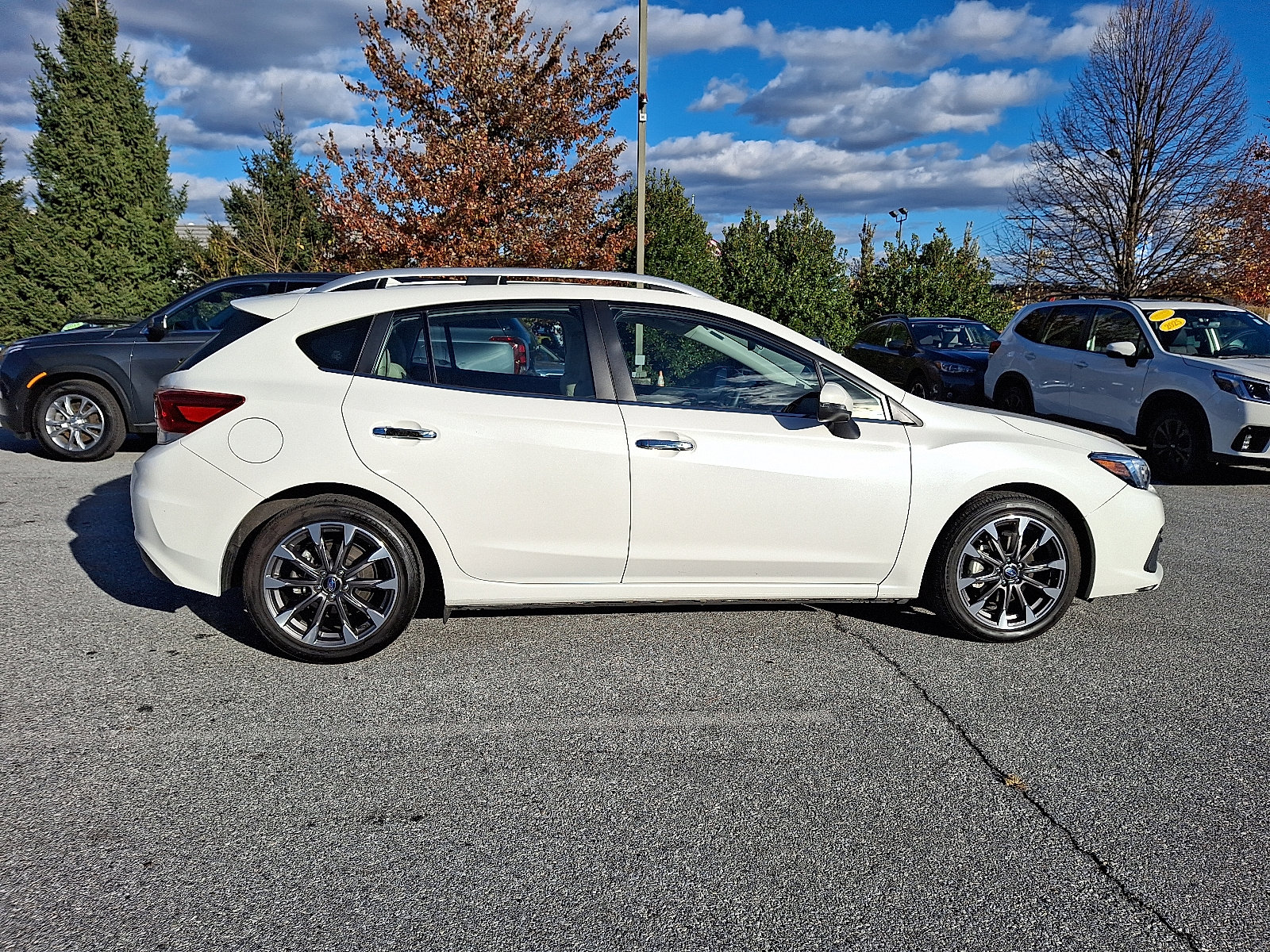 Used 2022 Subaru Impreza 2.0i Limited image 7