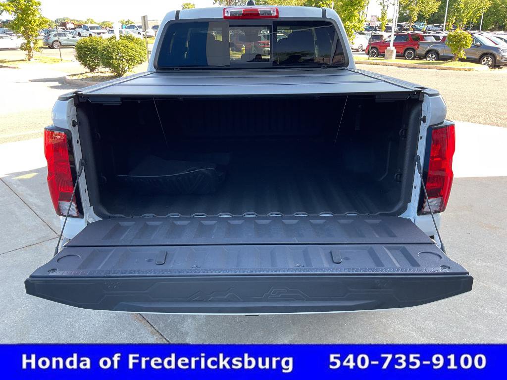 Used 2023 Chevrolet Colorado Trail Boss AWD/4WD image 20