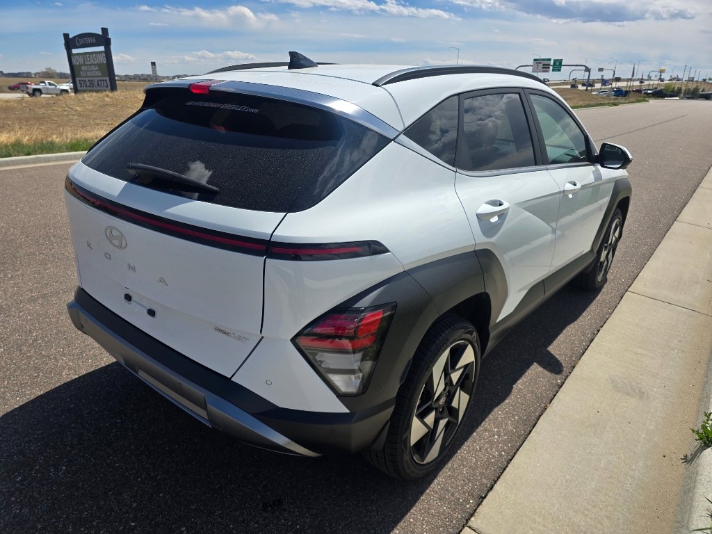 Used 2024 Hyundai Kona Limited image 5