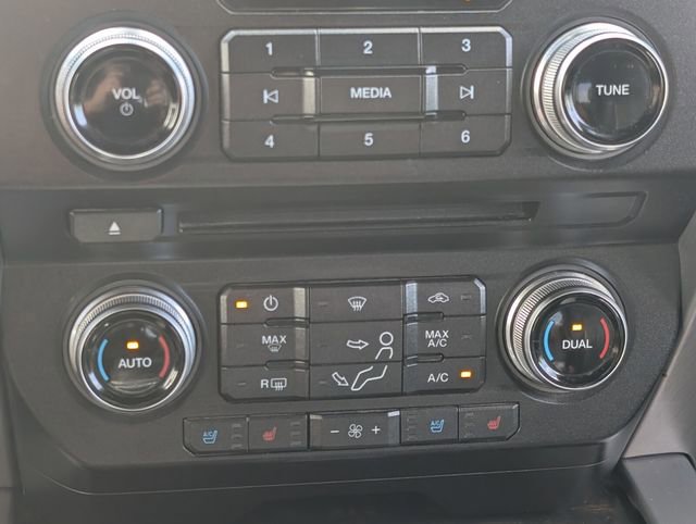 Used 2017 Ford F350 Platinum w/ Platinum Ultimate Package image 18