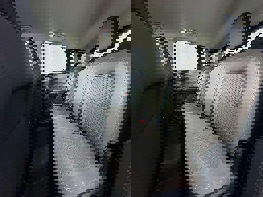 Certified 2022 Ford Escape SE w/ Cold Weather Package image 13