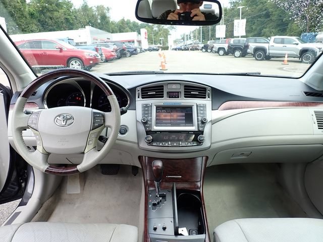Used 2012 Toyota Avalon Limited FWD image 19