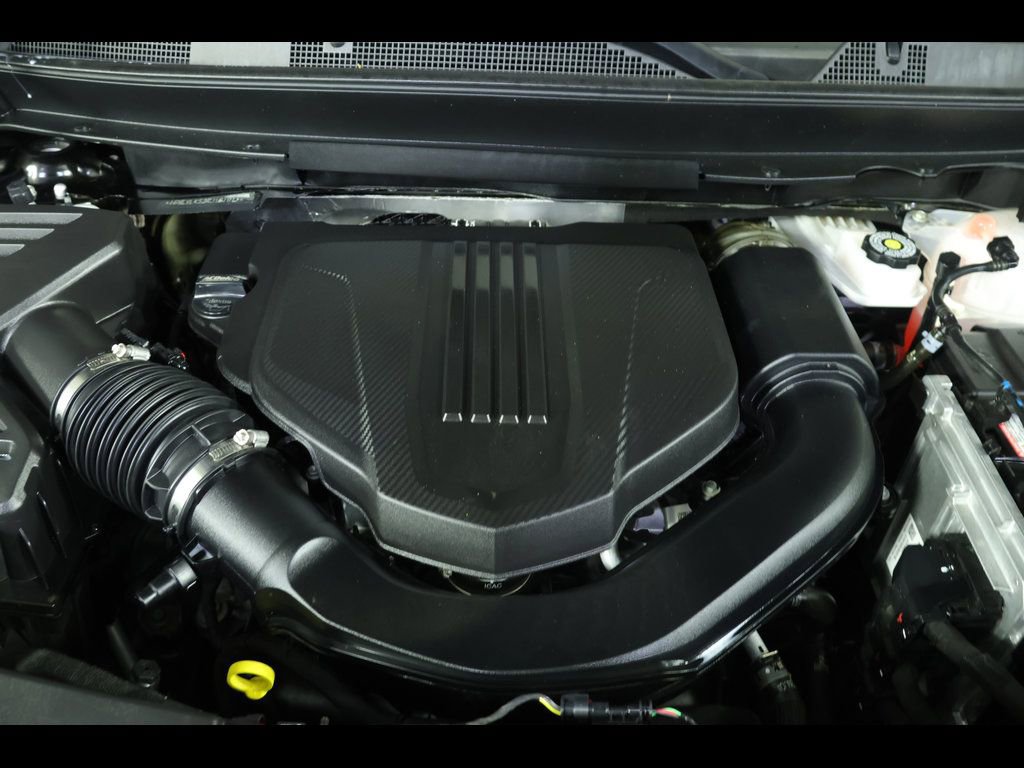 Used 2024 Chevrolet Traverse RS w/ LPO, Floor Liner Package AWD/4WD image 18