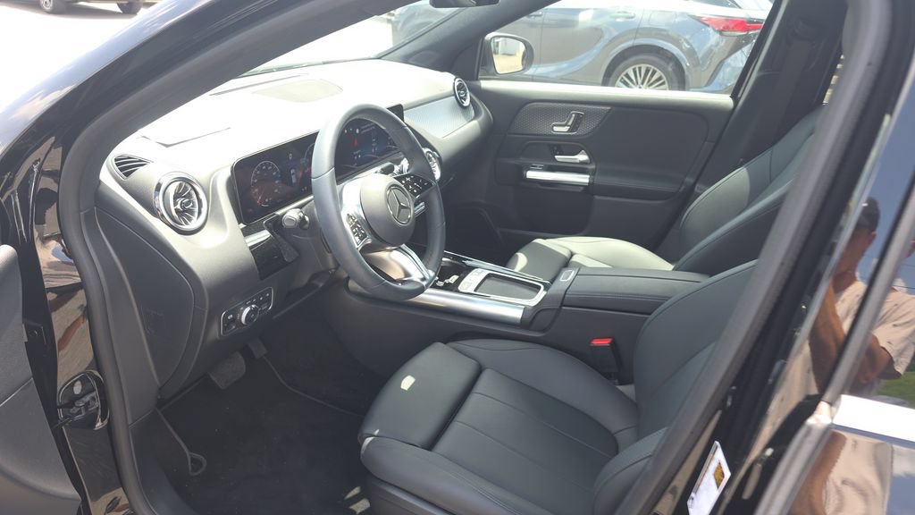 Certified 2025 Mercedes-Benz GLA 250 image 22