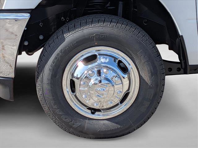 New 2026 RAM 3500 Tradesman w/ Chrome Appearance Group A AWD/4WD image 10