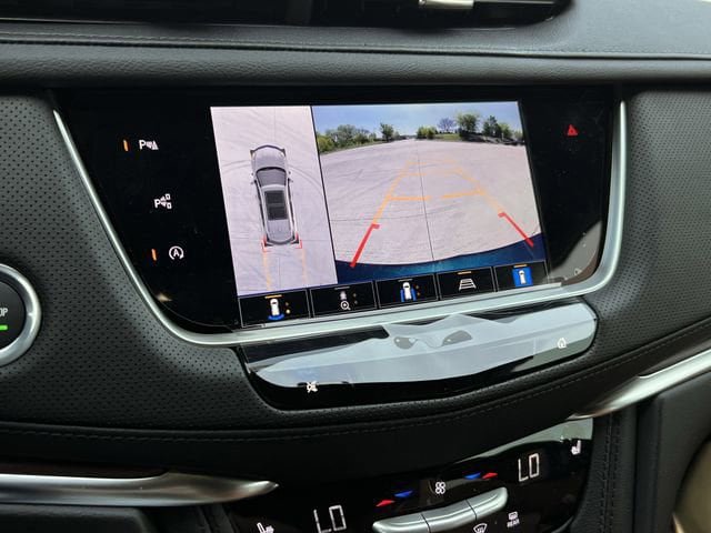 New 2026 Cadillac XT5 Premium Luxury image 12