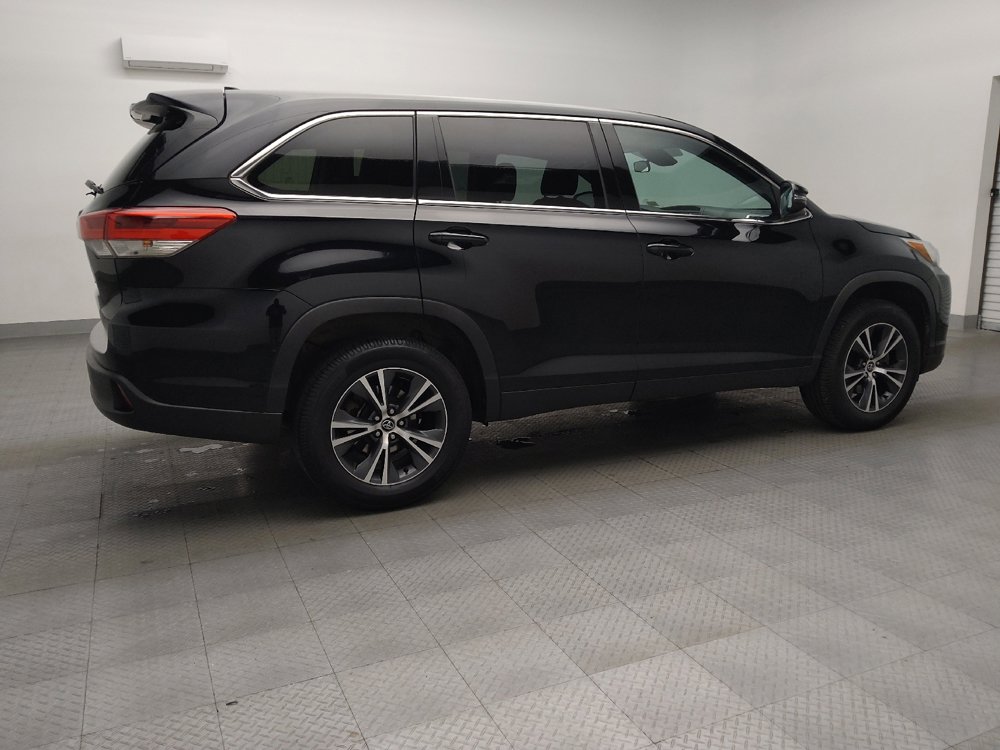 Used 2019 Toyota Highlander Plus image 10