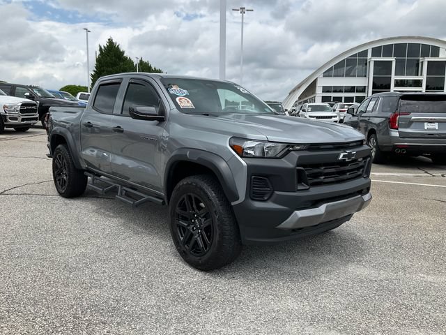 Certified 2025 Chevrolet Colorado Trail Boss AWD/4WD image 3
