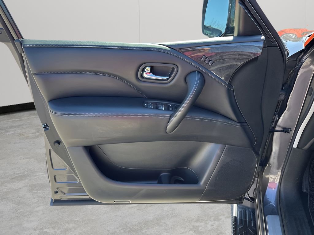 Used 2023 INFINITI QX80 Luxe w/ Cargo Package image 25