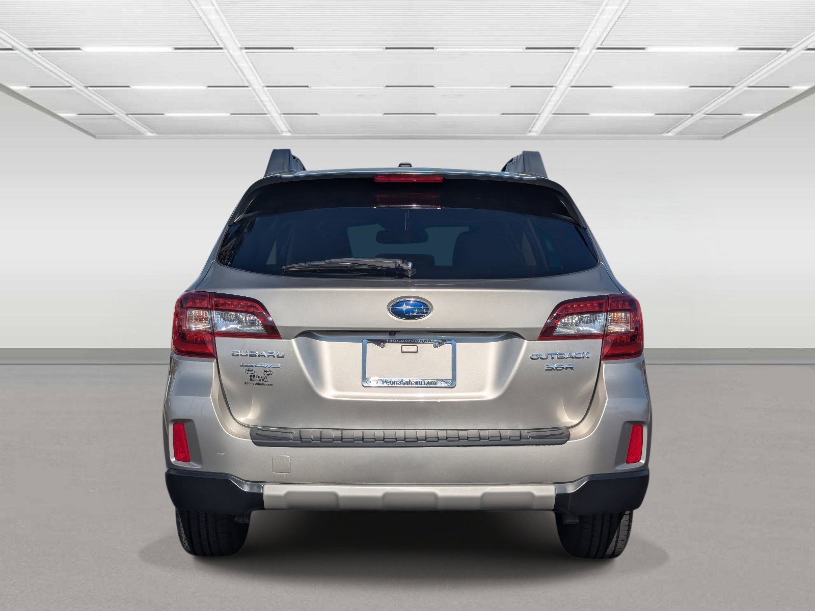 Used 2015 Subaru Outback 3.6R Limited image 4