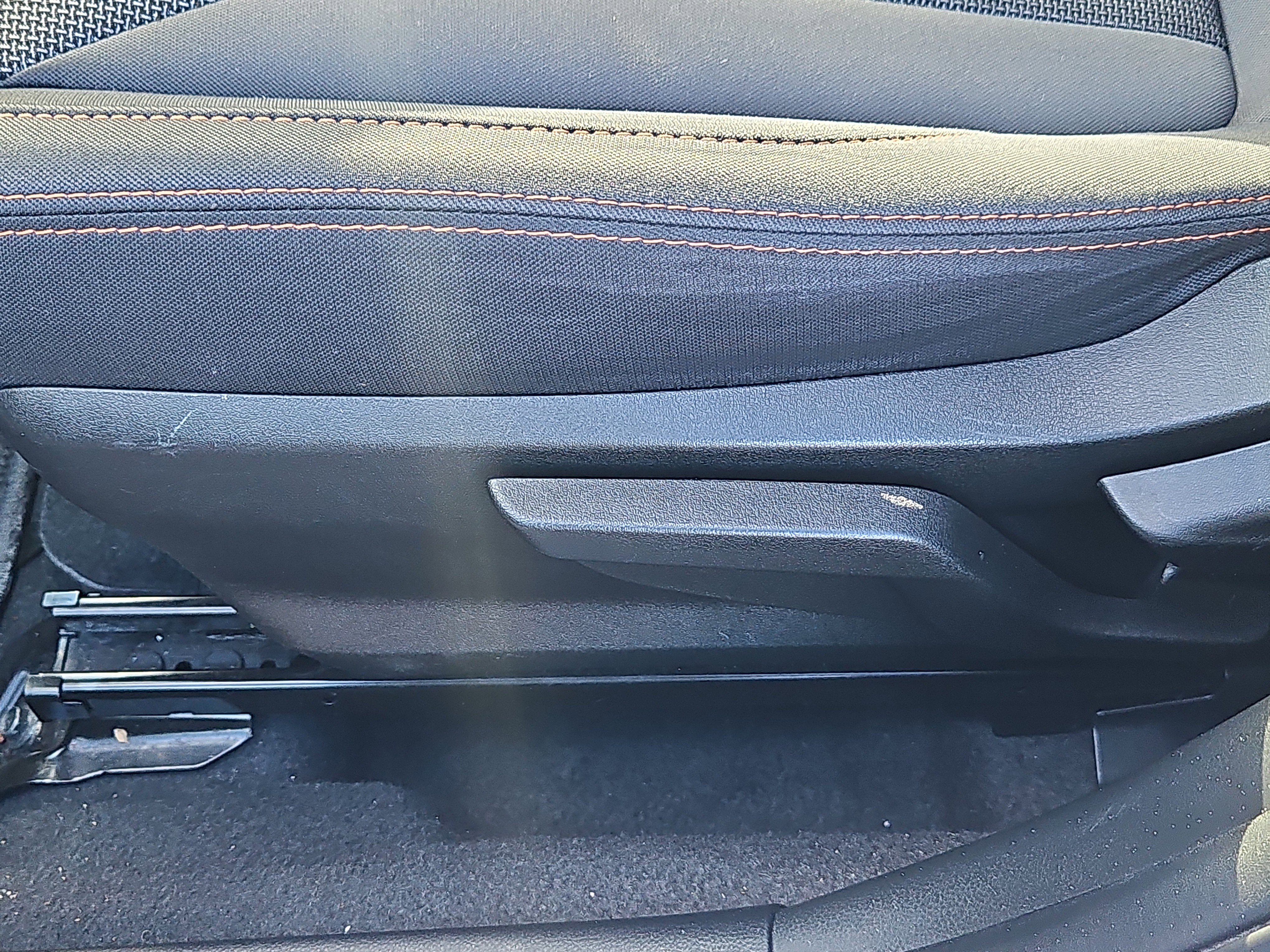 Used 2021 Subaru Crosstrek 2.0i Premium image 11