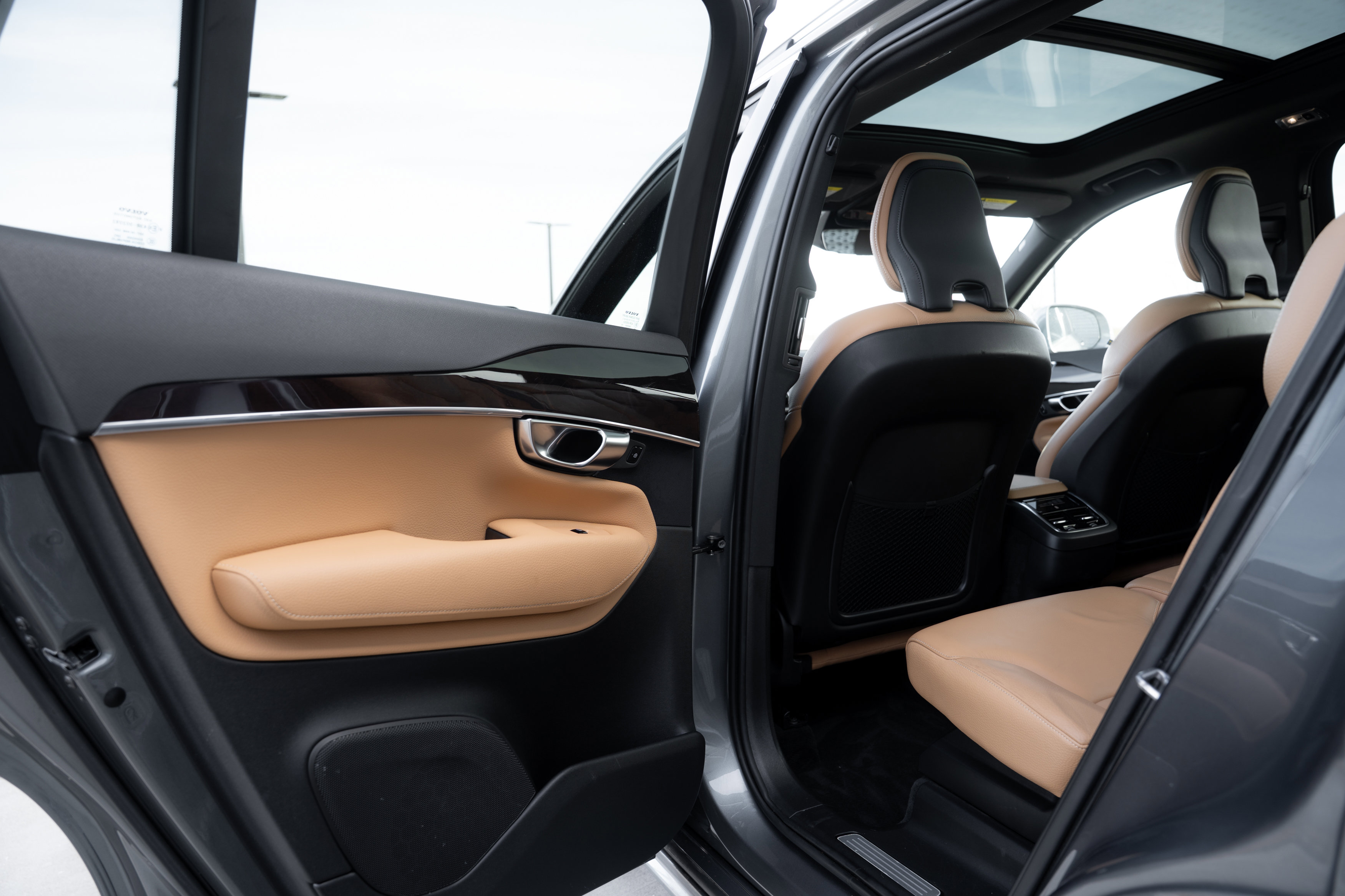 Used 2019 Volvo XC90 T6 Momentum image 24