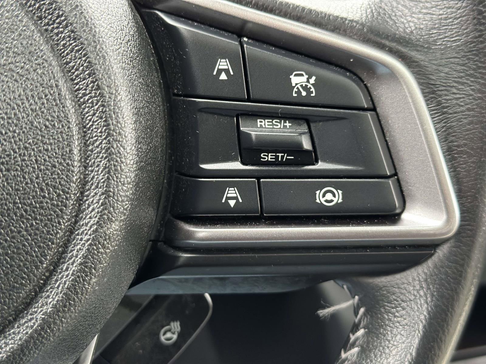 Used 2023 Subaru Ascent Limited w/ Technology Package image 15