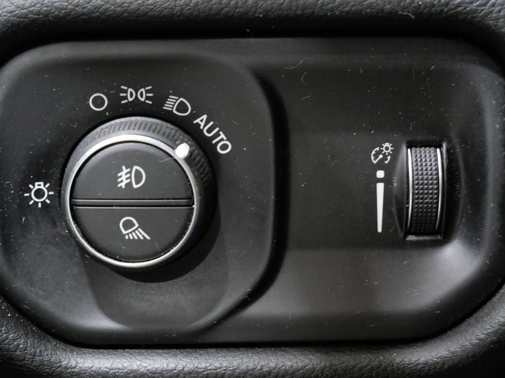 Used 2023 RAM 1500 Big Horn AWD/4WD image 11