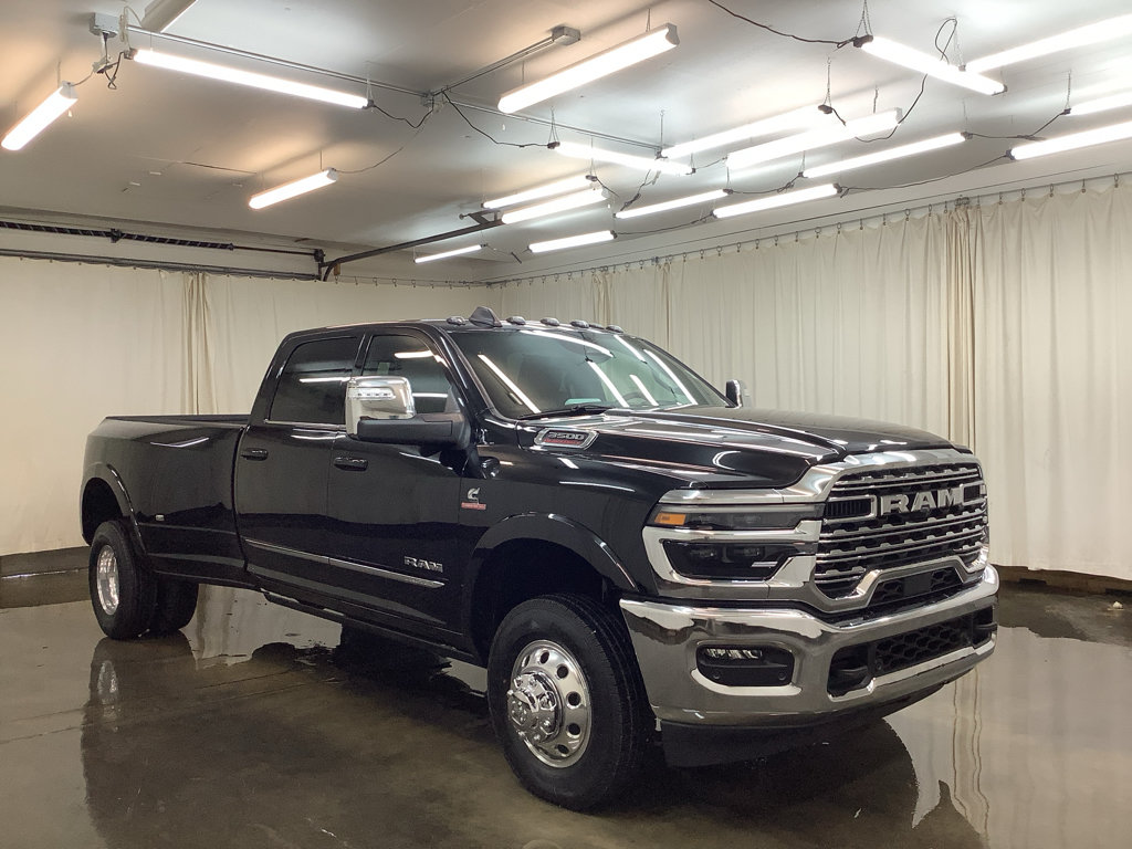New 2026 RAM 3500 Limited AWD/4WD image 3