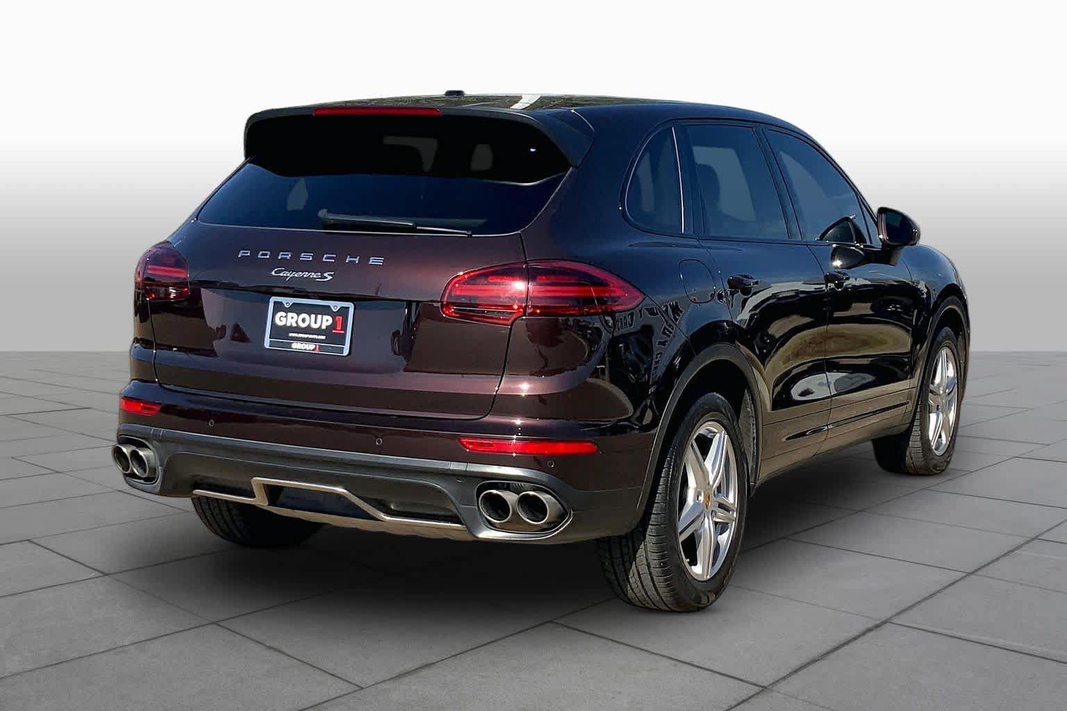 Used 2018 Porsche Cayenne S AWD/4WD image 12