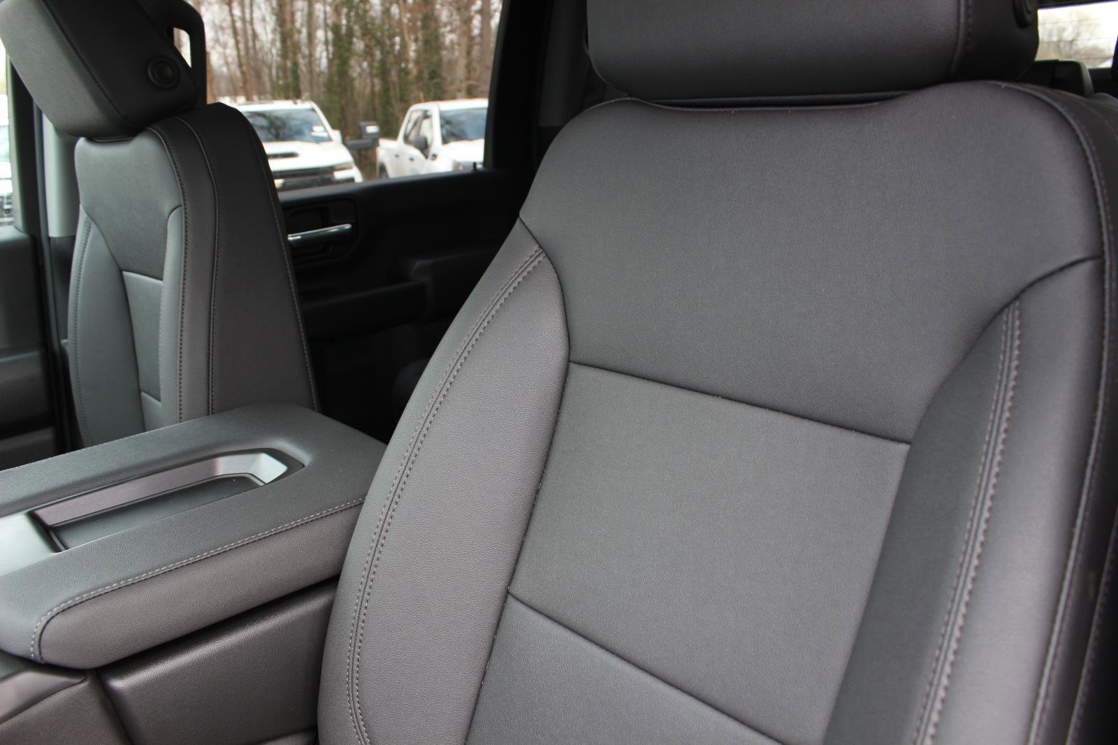 New 2026 GMC Sierra 3500 Pro w/ Convenience Package image 16