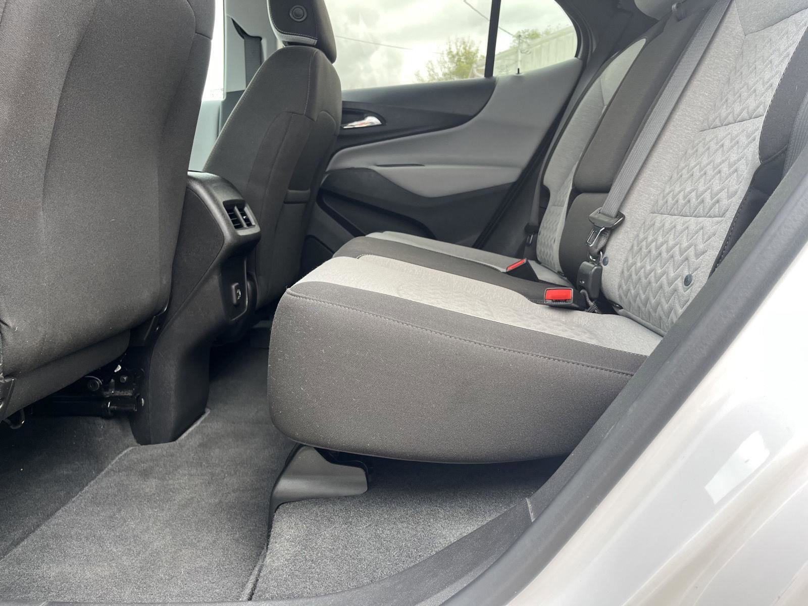Used 2023 Chevrolet Equinox LS image 35