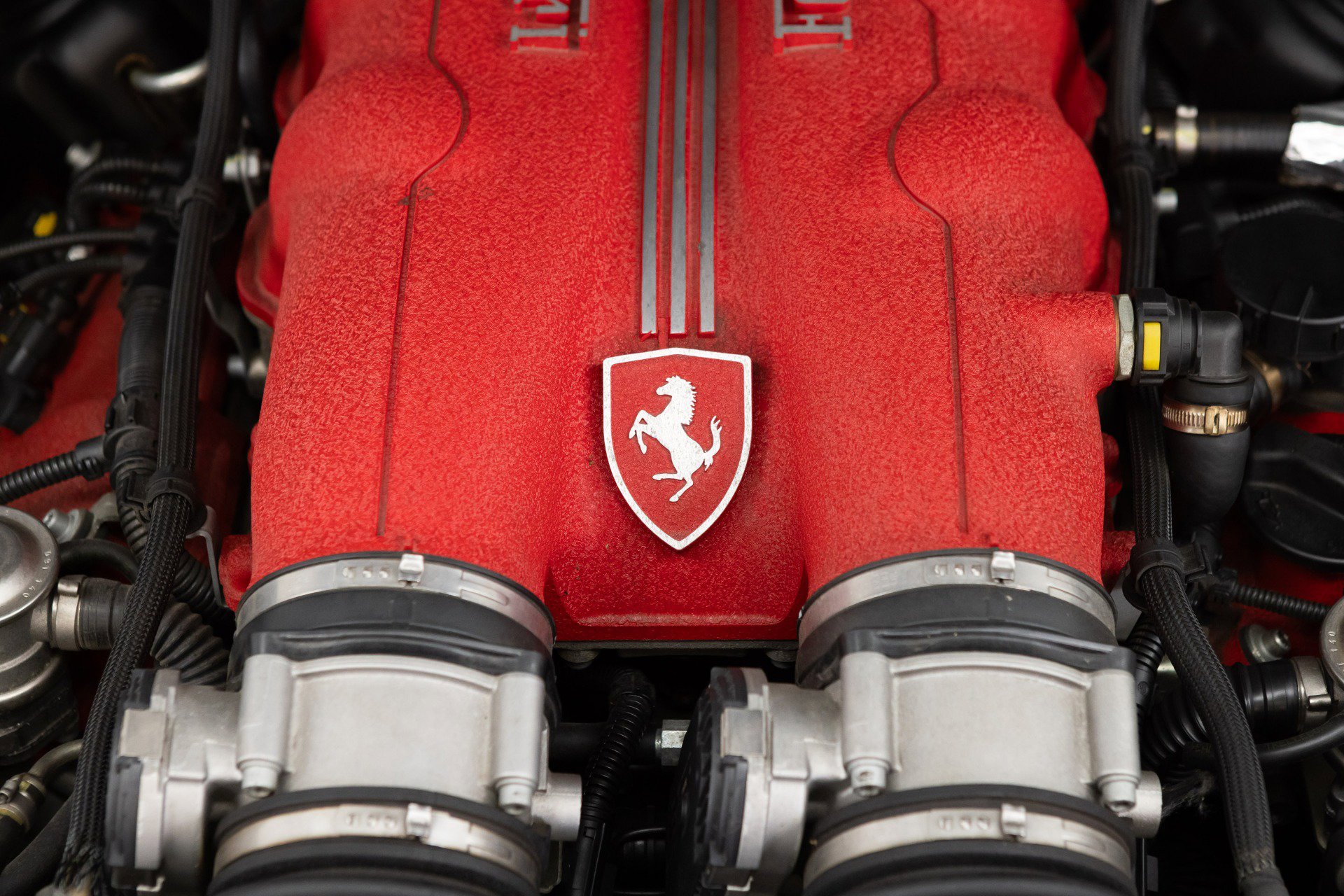 Used 2010 Ferrari California image 96