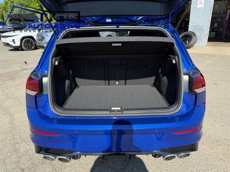 Used 2024 Volkswagen Golf R AWD/4WD image 19