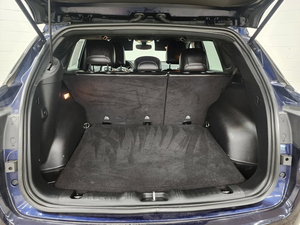 Used 2021 Jeep Compass Latitude FWD image 28