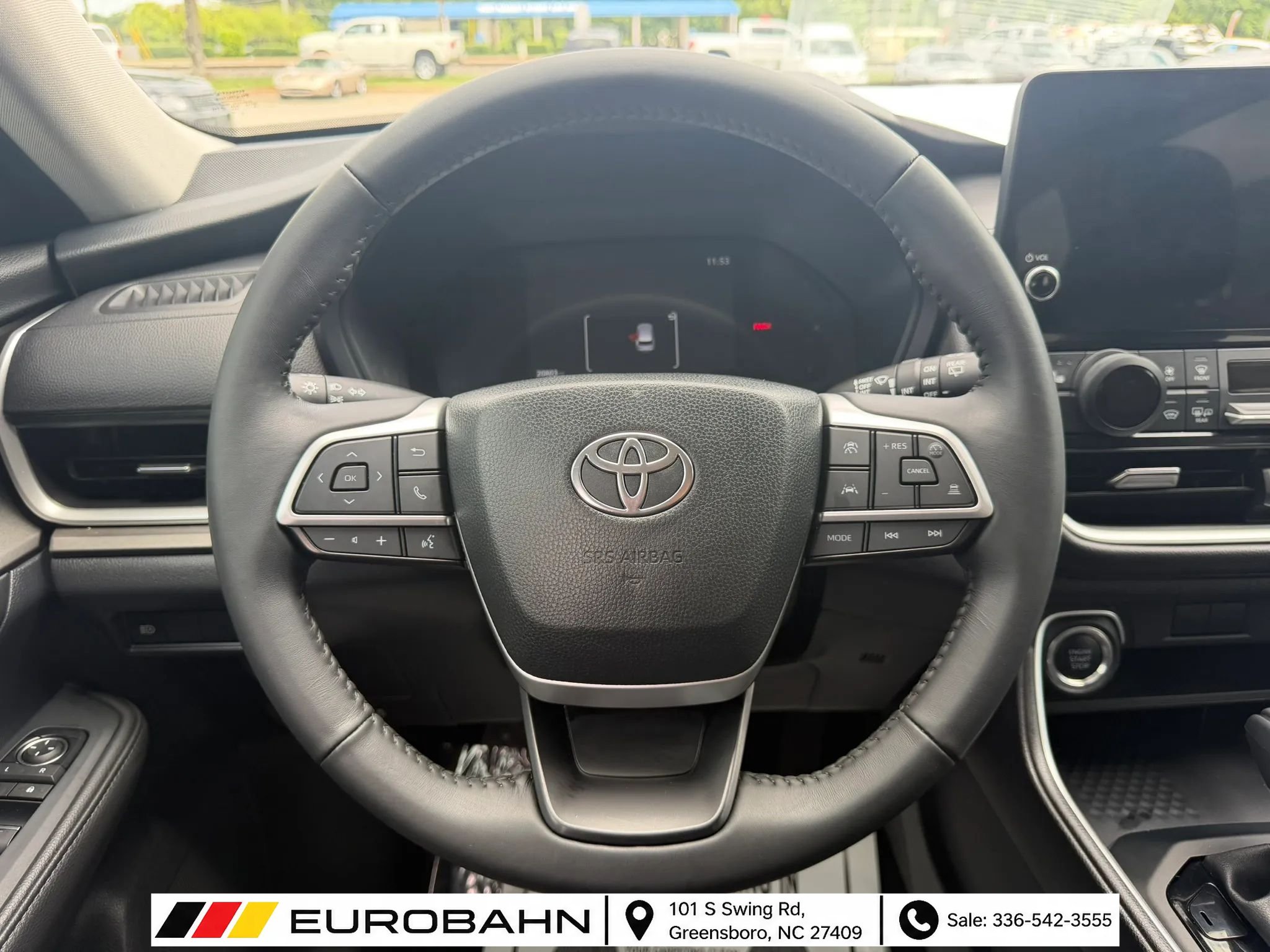 Used 2024 Toyota Grand Highlander AWD image 11