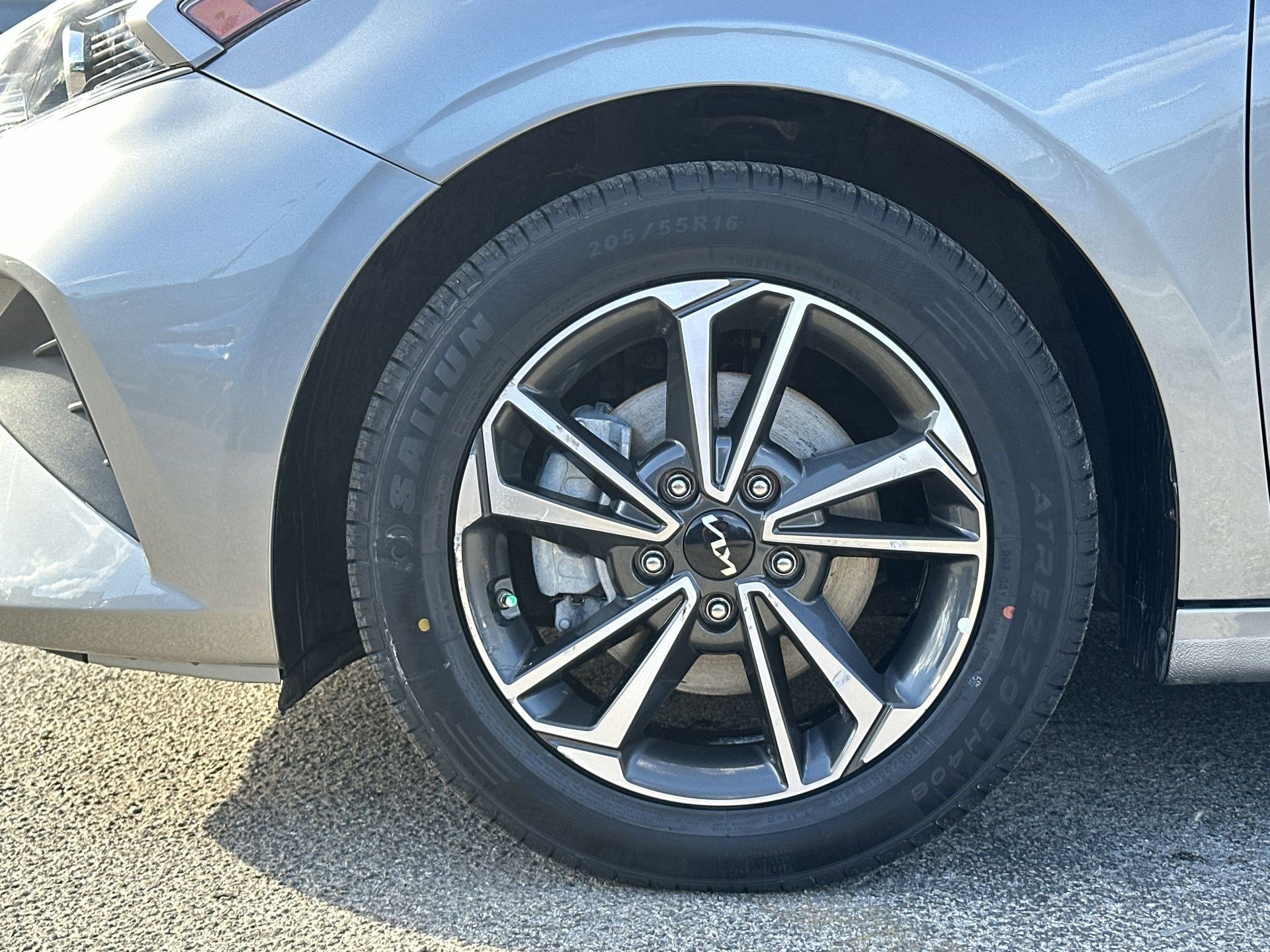 Used 2024 Kia Forte LXS image 18