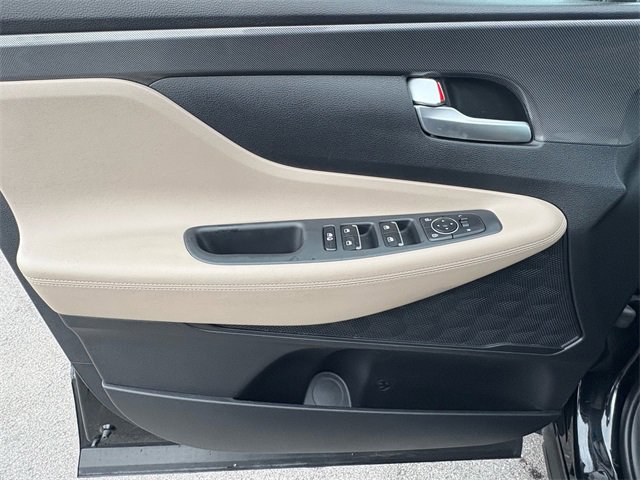 Used 2023 Hyundai Santa Fe SEL w/ Winter Weather Package image 15