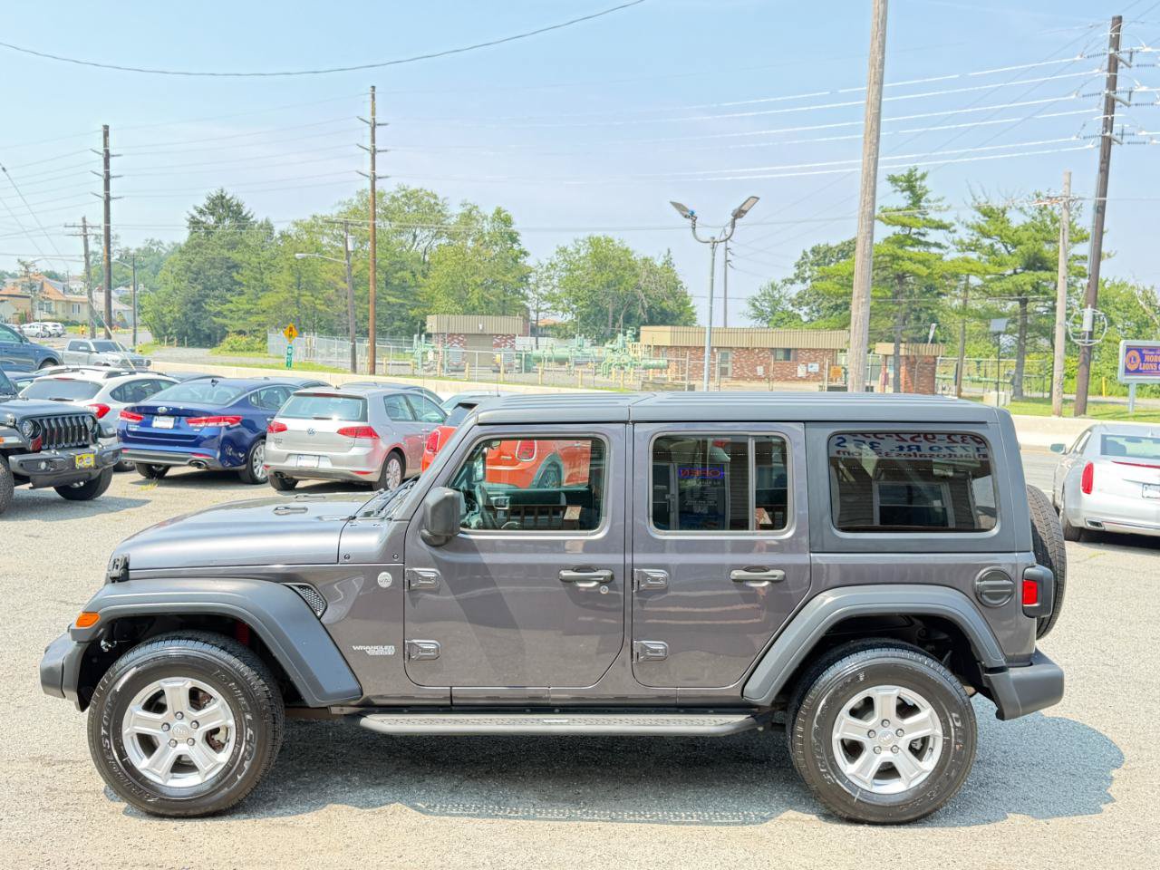 Used 2018 Jeep Wrangler Unlimited Sport S AWD/4WD image 7
