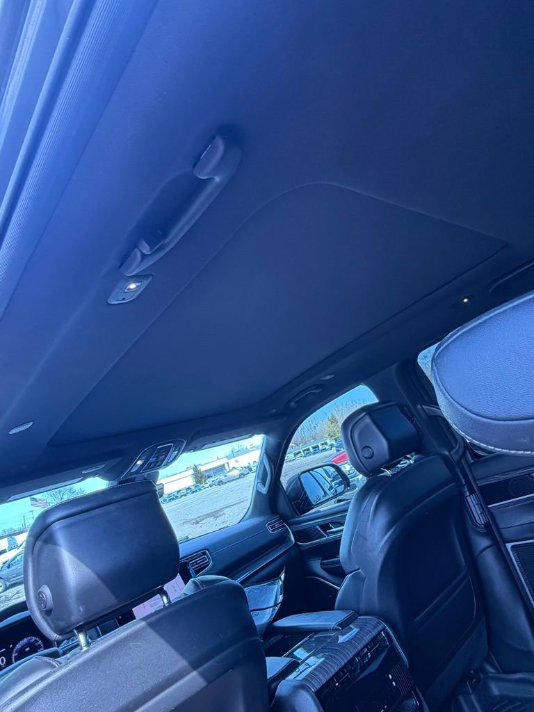 Used 2022 Jeep Wagoneer Series II w/ Premium Group I image 10