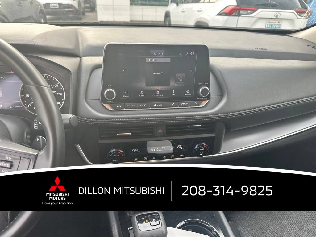 Used 2025 Nissan Rogue SV AWD/4WD image 3