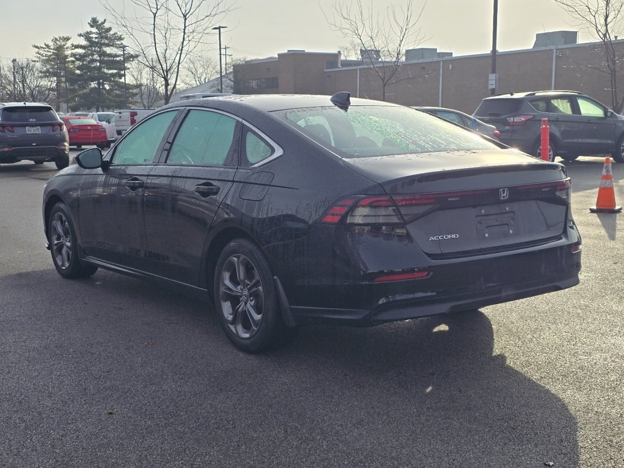 Used 2023 Honda Accord EX image 5