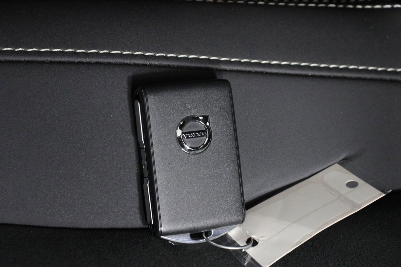 Used 2023 Volvo C40 P8 Recharge Ultimate AWD/4WD image 31