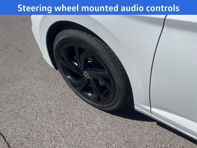 New 2026 Volkswagen Jetta SE image 5