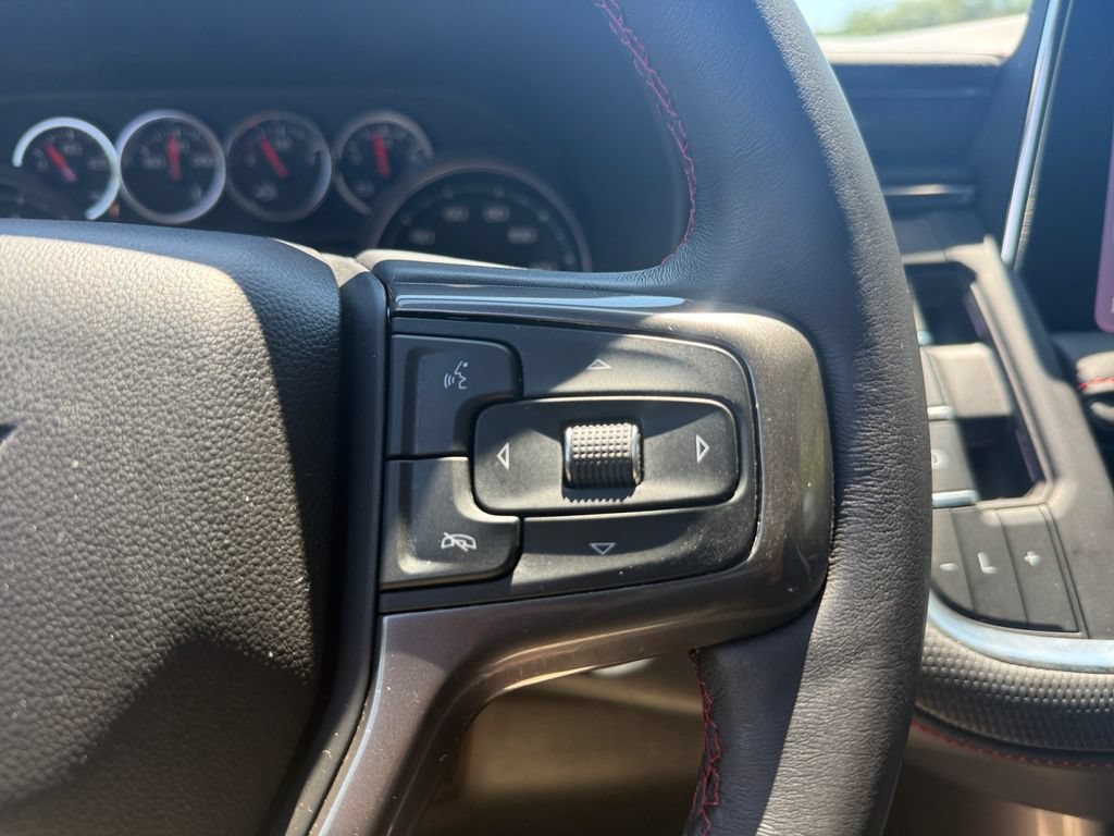 Used 2021 Chevrolet Tahoe RST w/ Luxury Package RWD image 23