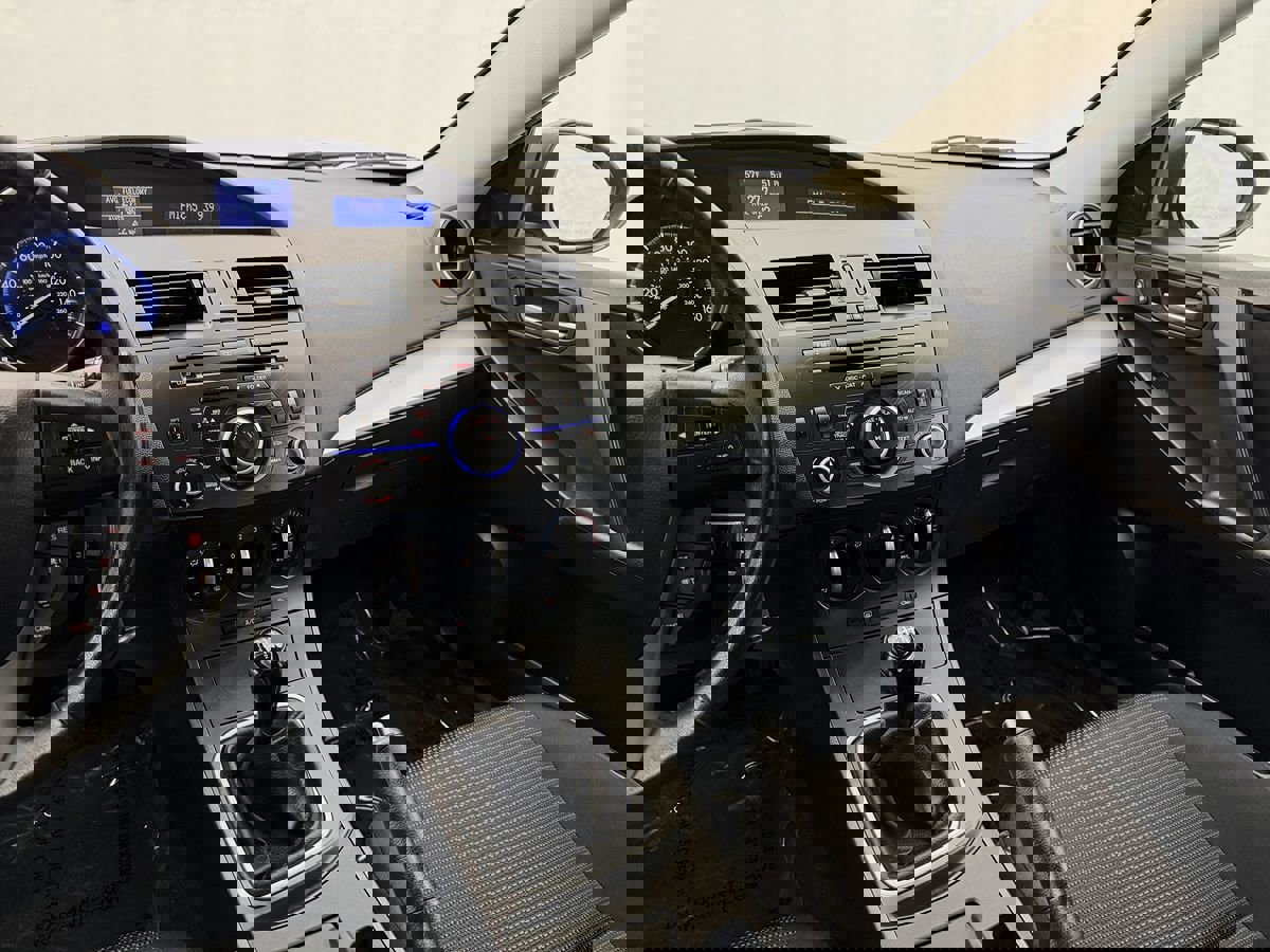 Used 2012 MAZDA MAZDA3 i Touring image 11