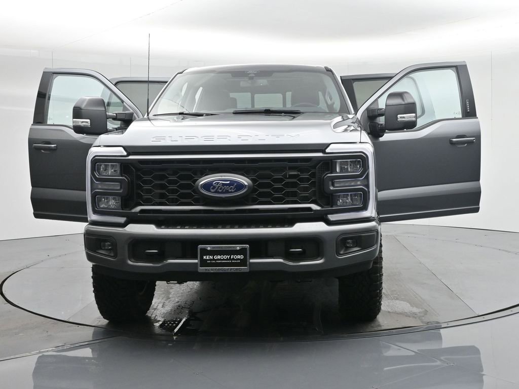 Used 2024 Ford F250 Lariat w/ Tremor Off-Road Package image 37