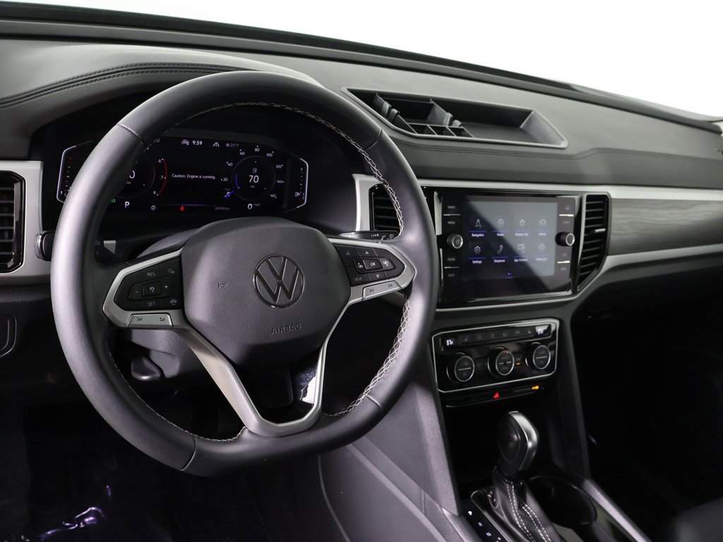 Used 2023 Volkswagen Atlas SE image 25