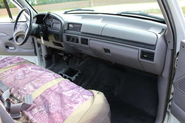 Used 1996 Ford F250 4x4 Regular Cab image 22