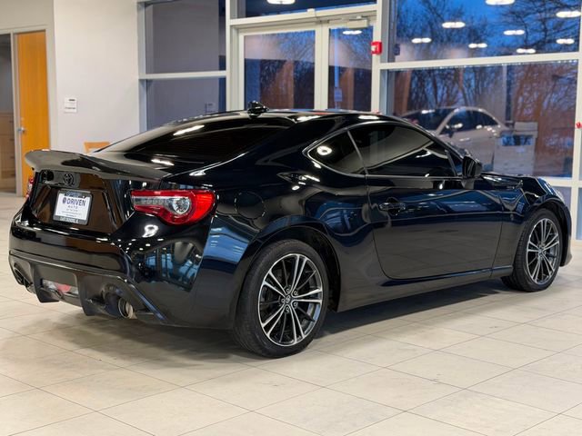 Used 2018 Toyota 86 image 13