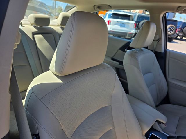 Used 2014 Honda Accord Touring image 14