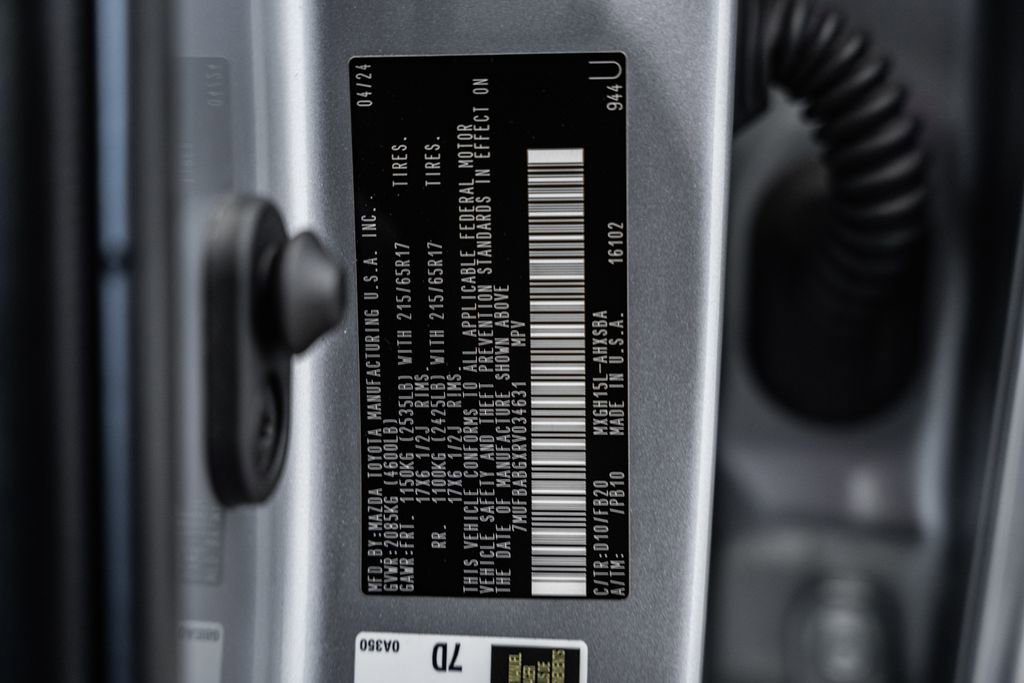 Used 2024 Toyota Corolla Cross SE image 34