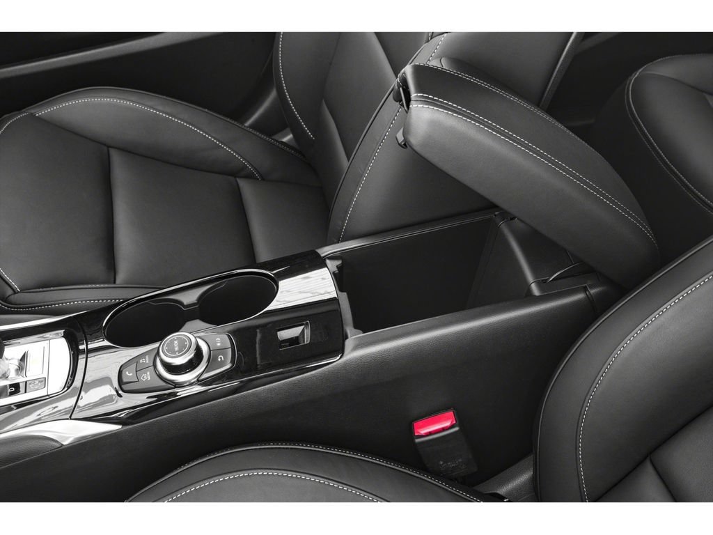 Used 2019 INFINITI QX30 w/ Navigation Package FWD image 9