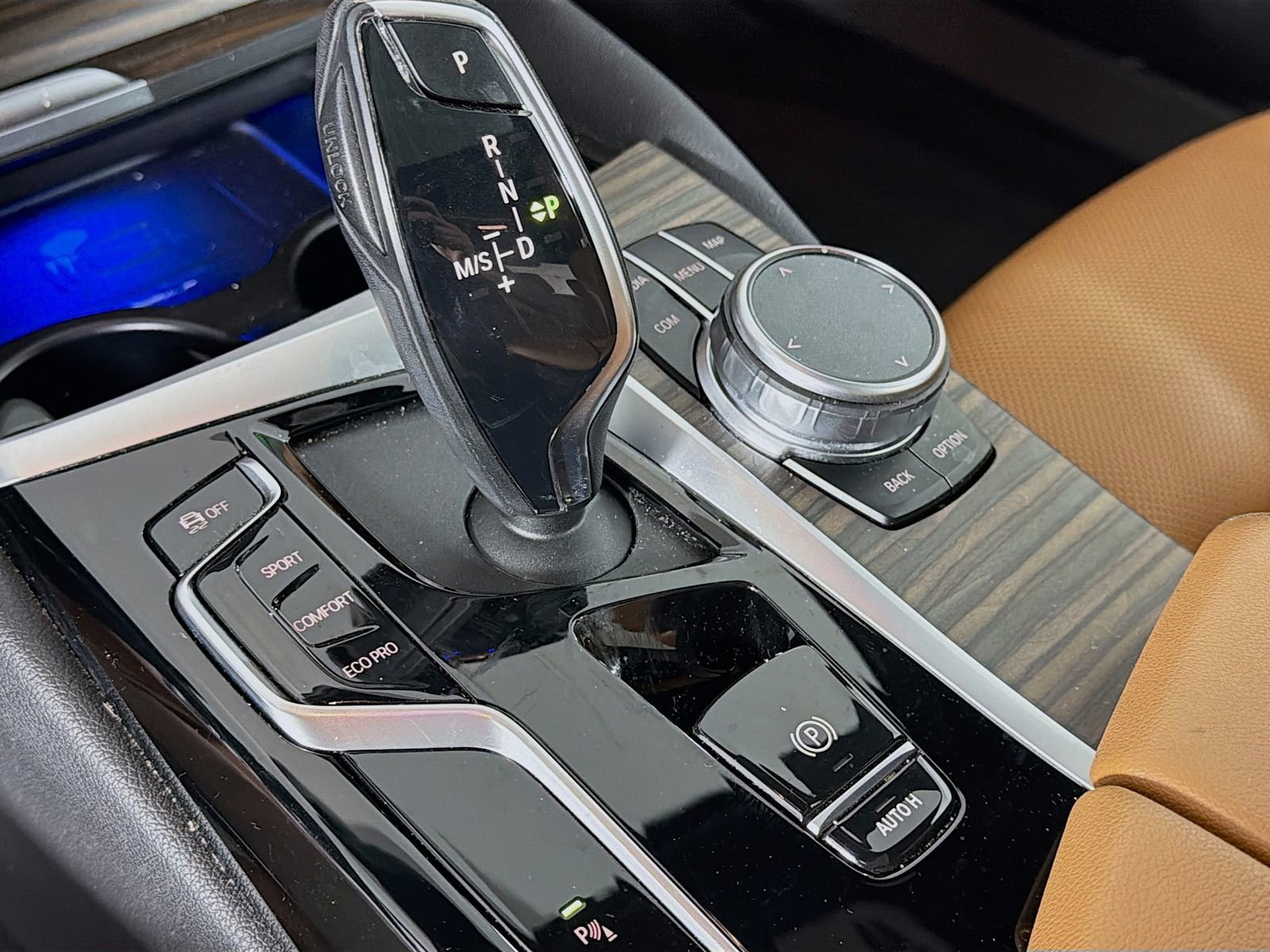 Used 2023 BMW 540i w/ Premium Package image 20