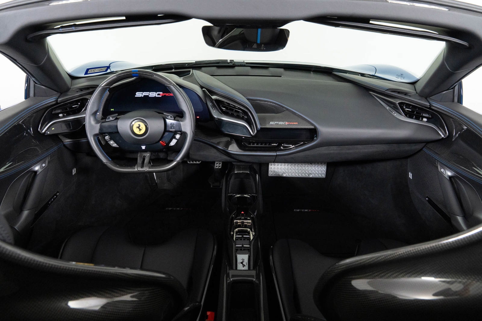 Used 2022 Ferrari SF90 Spider image 47
