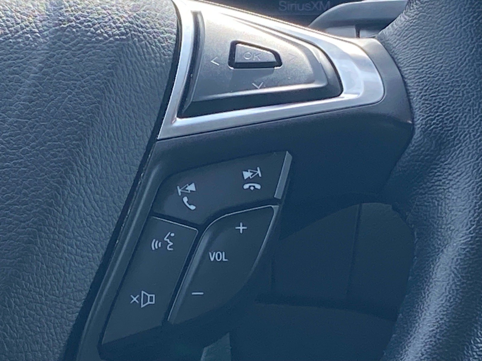 Certified 2023 Ford Edge SEL AWD/4WD image 8