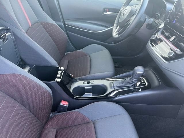 Used 2025 Toyota Corolla SE FWD image 15
