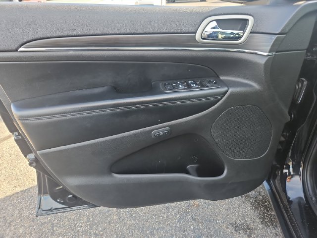 Used 2021 Jeep Grand Cherokee Limited AWD/4WD image 10