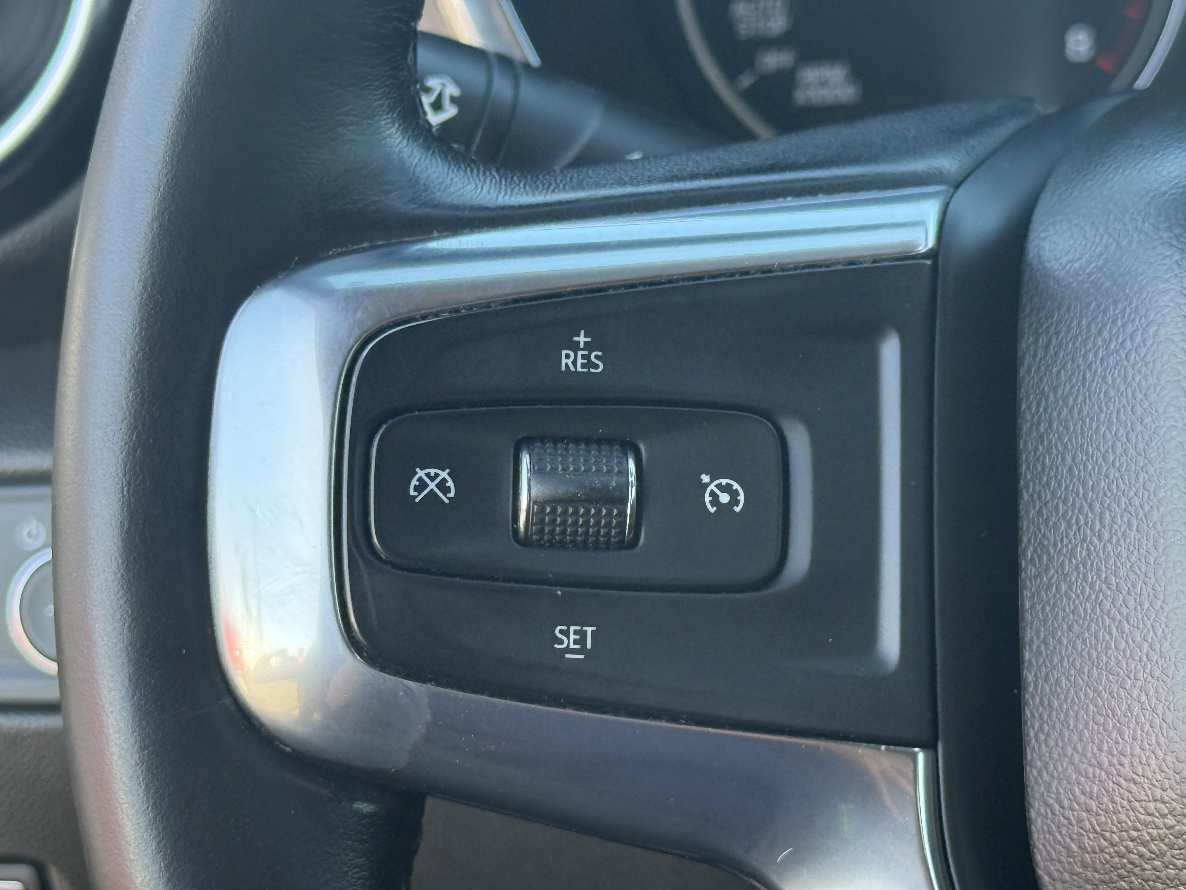 Used 2020 Chevrolet Blazer LT w/ Sound & Technology Package image 17