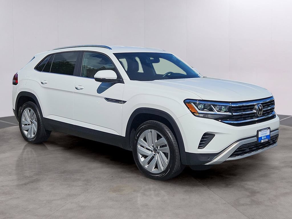 Certified 2023 Volkswagen Atlas Cross Sport SE AWD/4WD image 3